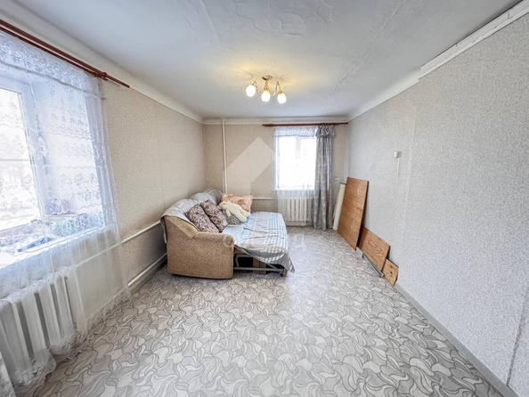 
   Продам 2-комнатную, 41.2 м², Родины ул, 11

. Фото 1.