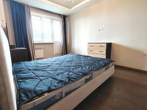 
   Продам 2-комнатную, 65.6 м², Бабушкина ул, 178

. Фото 2.