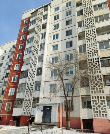 
   Продам 2-комнатную, 47.8 м², Строителей ул, 42

. Фото 2.