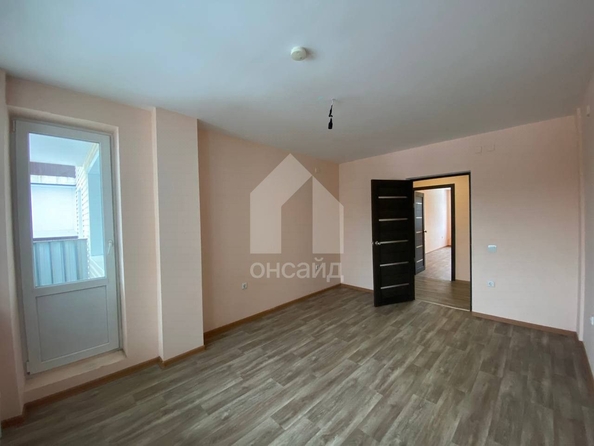 
   Продам 3-комнатную, 74 м², Виктора Военнова ул, 8

. Фото 1.