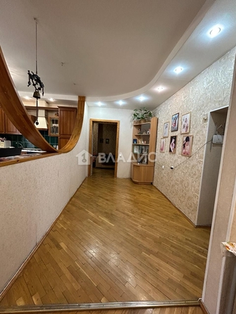 
   Продам 4-комнатную, 157.9 м², Добролюбова ул, 6А

. Фото 2.