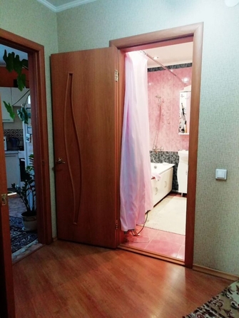 
   Продам 1-комнатную, 37.7 м², Тобольская ул, 161

. Фото 2.