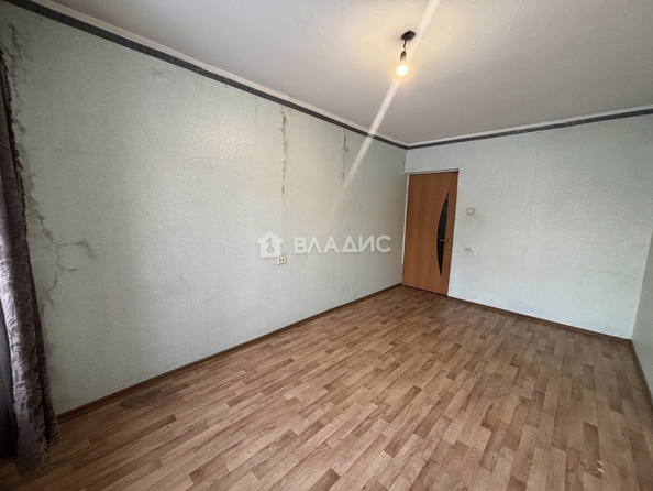 
  Продается 3-комн. квартира, 63.6 м², Строителей ул, д. 28
. Фото 1.