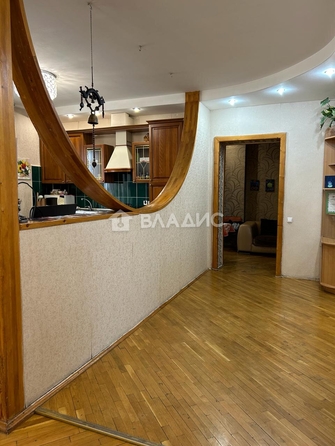
  Продается 4-комн. квартира, 157.88 м², Добролюбова ул, д. 6А
. Фото 3.