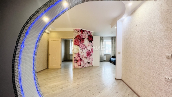
  Продается 1-комн. квартира, 56 м², Калашникова ул, д. 11Б
. Фото 5.
