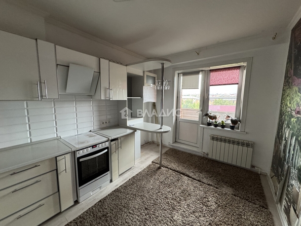 
  Продается 2-комн. квартира, 60 м², Солнечная ул, д. 28
. Фото 3.