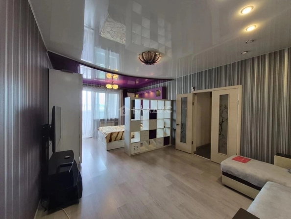 
  Продам 1-комн. квартиру 50.2 м². Фото 6.