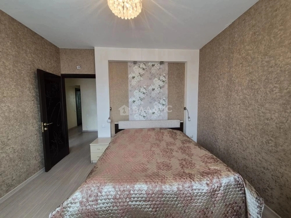 
  Продам 3-комн. квартиру 120.1 м². Фото 1.
