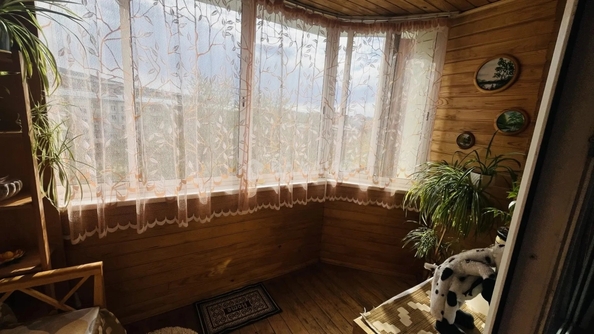 
  Продам 4-комн. квартиру 98.6 м². Фото 8.