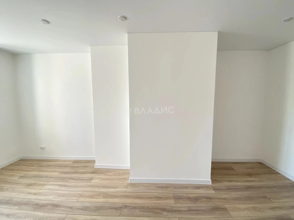 
  Продам 3-комн. квартиру 66.7 м². Фото 23.