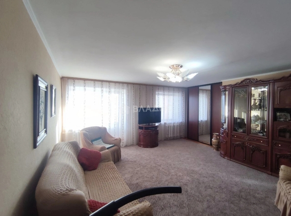 
  Продам 4-комн. квартиру 109.8 м². Фото 10.