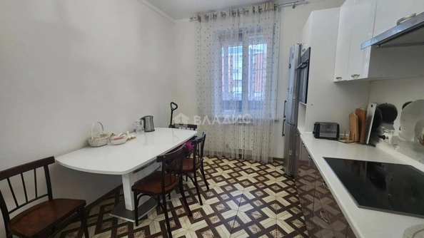 
  Продам 2-комн. квартиру 56.4 м². Фото 5.