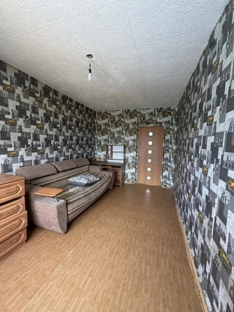 
  Продам 3-комн. квартиру 63.7 м². Фото 7.