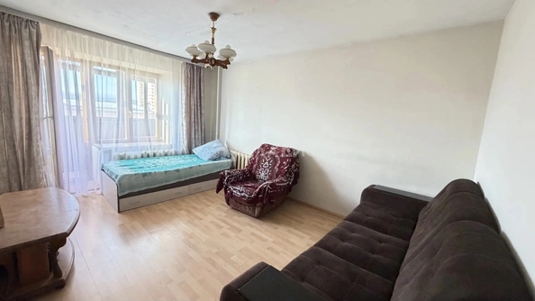 
  Продам 2-комн. квартиру 48.5 м². Фото 2.