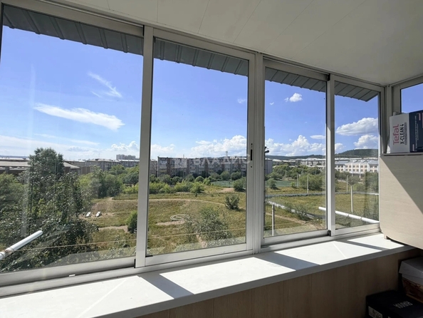 
  Продам 3-комн. квартиру 59.7 м². Фото 3.