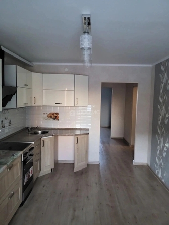 
  Продам 3-комн. квартиру 61.1 м². Фото 1.
