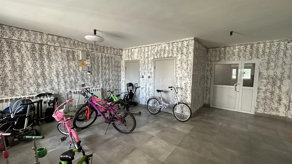 
  Продам 2-комн. квартиру 64.9 м². Фото 23.