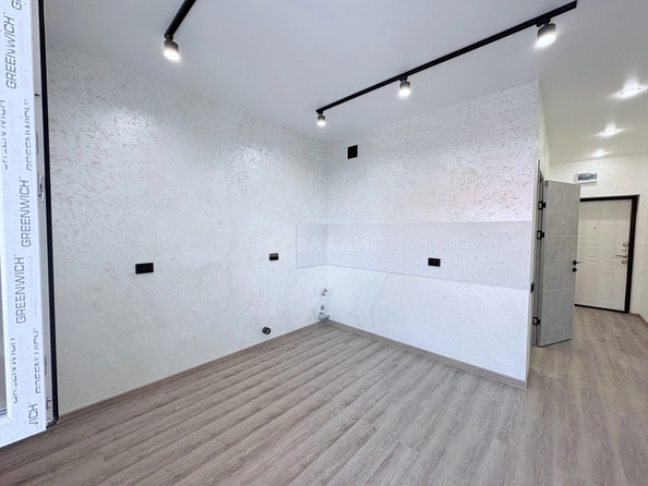 
  Продам 2-комн. квартиру 42.3 м². Фото 2.