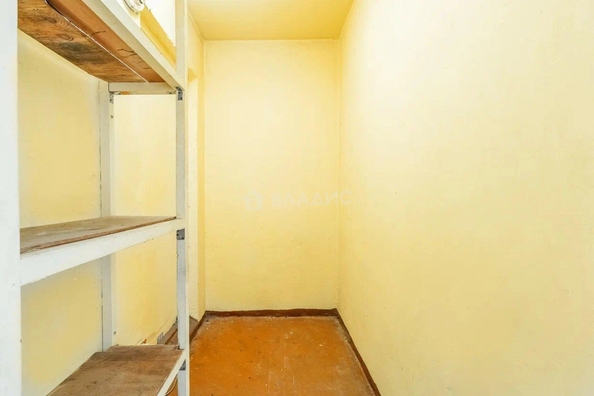 
  Продам 3-комн. квартиру 66.5 м². Фото 24.