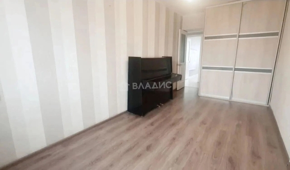 
  Продам 3-комн. квартиру 59 м². Фото 4.