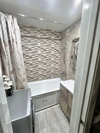 
  Продам 2-комн. квартиру 50.1 м². Фото 4.