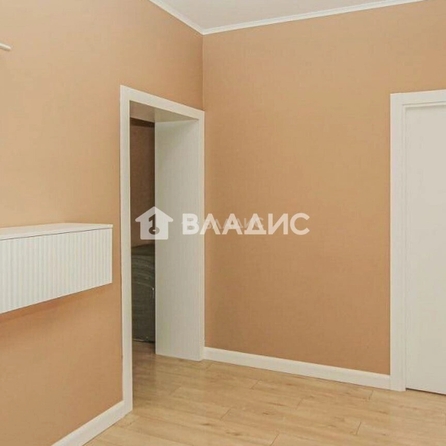 
  Продам 4-комн. квартиру 150.3 м². Фото 17.