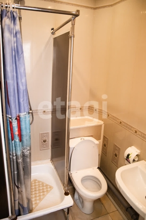 
  Продается универсальное помещение 698.2 м². Фото 5.