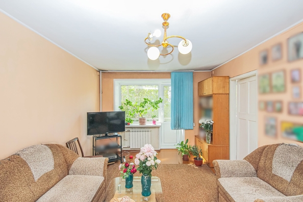 
  Продается 4-комн. квартира 63.8 м². Фото 1.
