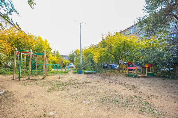 
  Продается 4-комн. квартира 63.8 м². Фото 32.