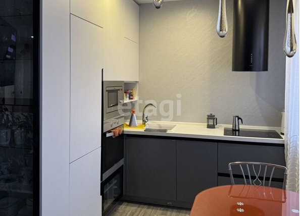 
  Продается 2-комн. квартира 56 м². Фото 1.