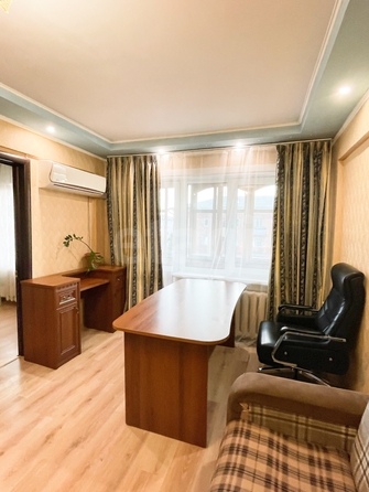 
  Продается 3-комн. квартира 56.3 м². Фото 1.