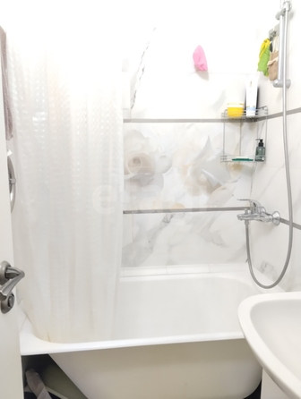 
  Продается 4-комн. квартира 62 м². Фото 9.