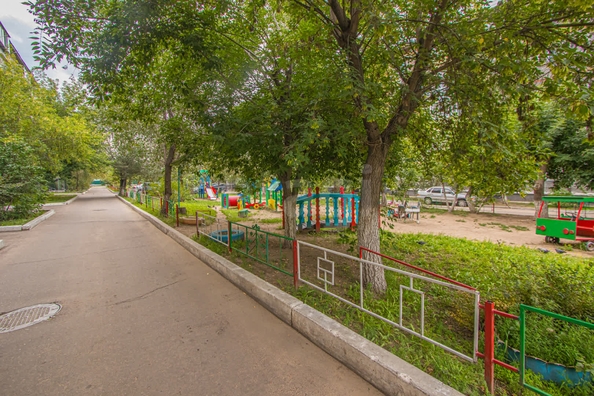 
  Продается 4-комн. квартира 63.8 м². Фото 32.