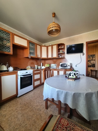 
  Продается 4-комн. квартира 98 м². Фото 1.