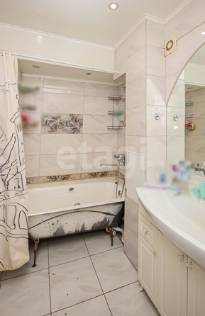 
  Продается 4-комн. квартира 90.7 м². Фото 9.