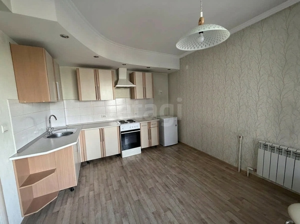 
  Сдается 1-комн. квартира 41.8 м². Фото 1.
