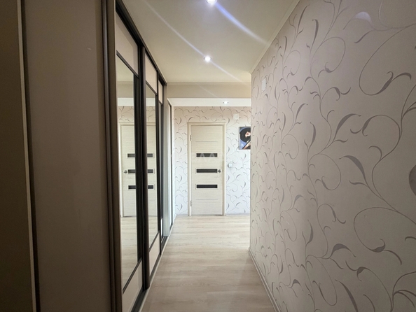 
  Продам Студия 39.2 м². Фото 2.