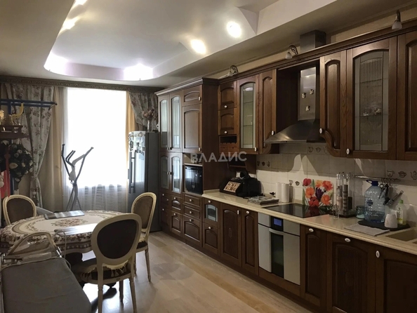 
  Продам 3-комн. квартира 80 м². Фото 1.