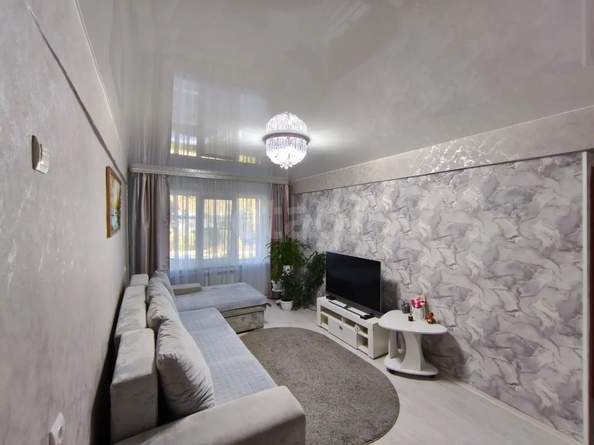 
  Продается 3-комн. квартира 63.5 м². Фото 1.
