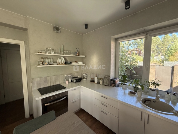 
  Продам коттедж 282.6 м². Фото 39.