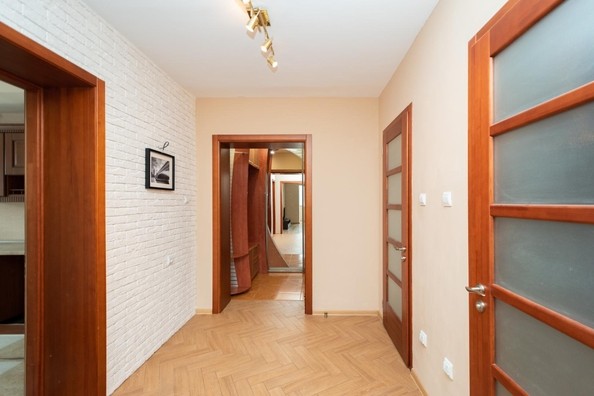 
   Продам 3-комнатную, 70.6 м², Ядринцева ул, 27/2

. Фото 3.