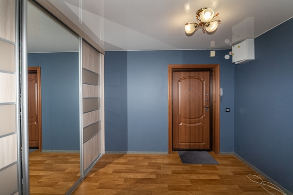 
   Продам 2-комнатную, 75.2 м², Космический проезд, 1/2

. Фото 8.