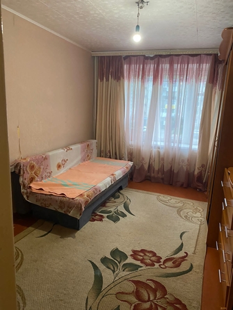 
   Продам 1-комнатную, 37 м², Наймушина ул, 16

. Фото 3.