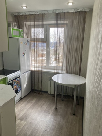 
   Продам 2-комнатную, 44 м², Братское ш, 11

. Фото 8.