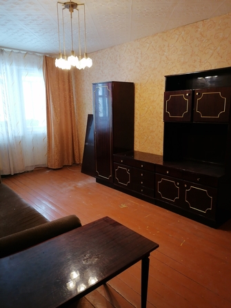 
   Продам 3-комнатную, 65 м², 50 лет ВЛКСМ ул, 8

. Фото 2.