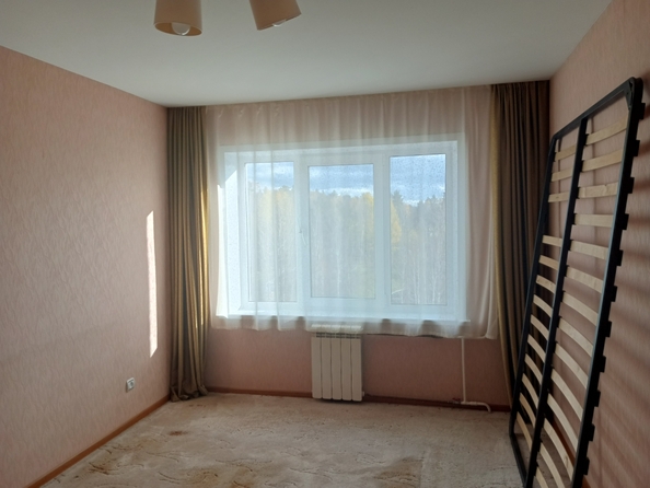 
   Продам 4-комнатную, 80.2 м², Мечтателей ул, 27

. Фото 9.