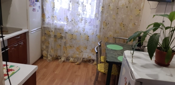 
   Продам 3-комнатную, 62.4 м², Энгельса ул, 15

. Фото 6.