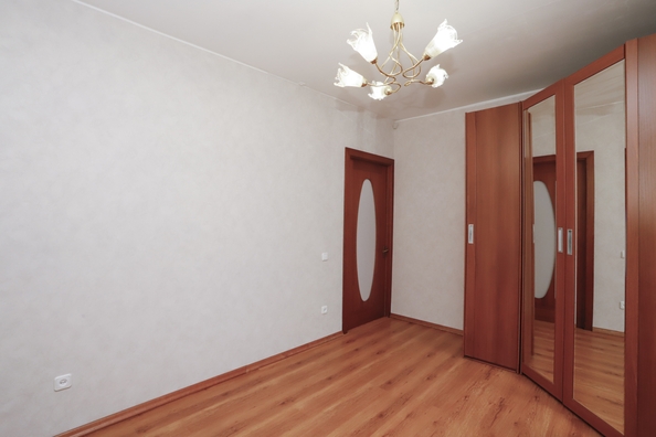 
   Продам 4-комнатную, 87 м², Байкальская ул, 310А

. Фото 17.