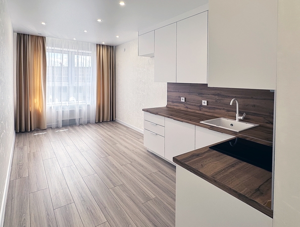 
   Продам 3-комнатную, 71 м², Центральная ул (Стрижи кв-л), 15

. Фото 4.