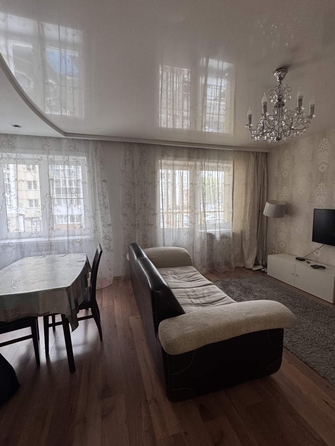 
  Сдам в аренду 2-комнатную квартиру, 65 м², Иркутск

. Фото 1.